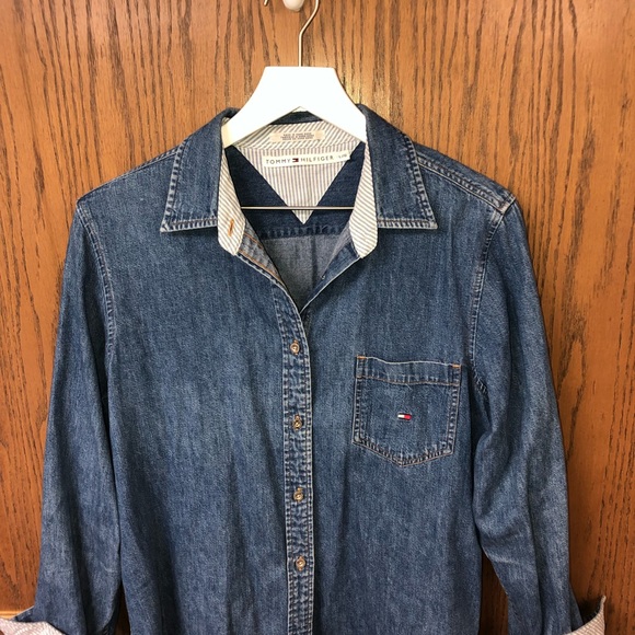 Vintage Tommy Hilfiger denim button down - Picture 8 of 8